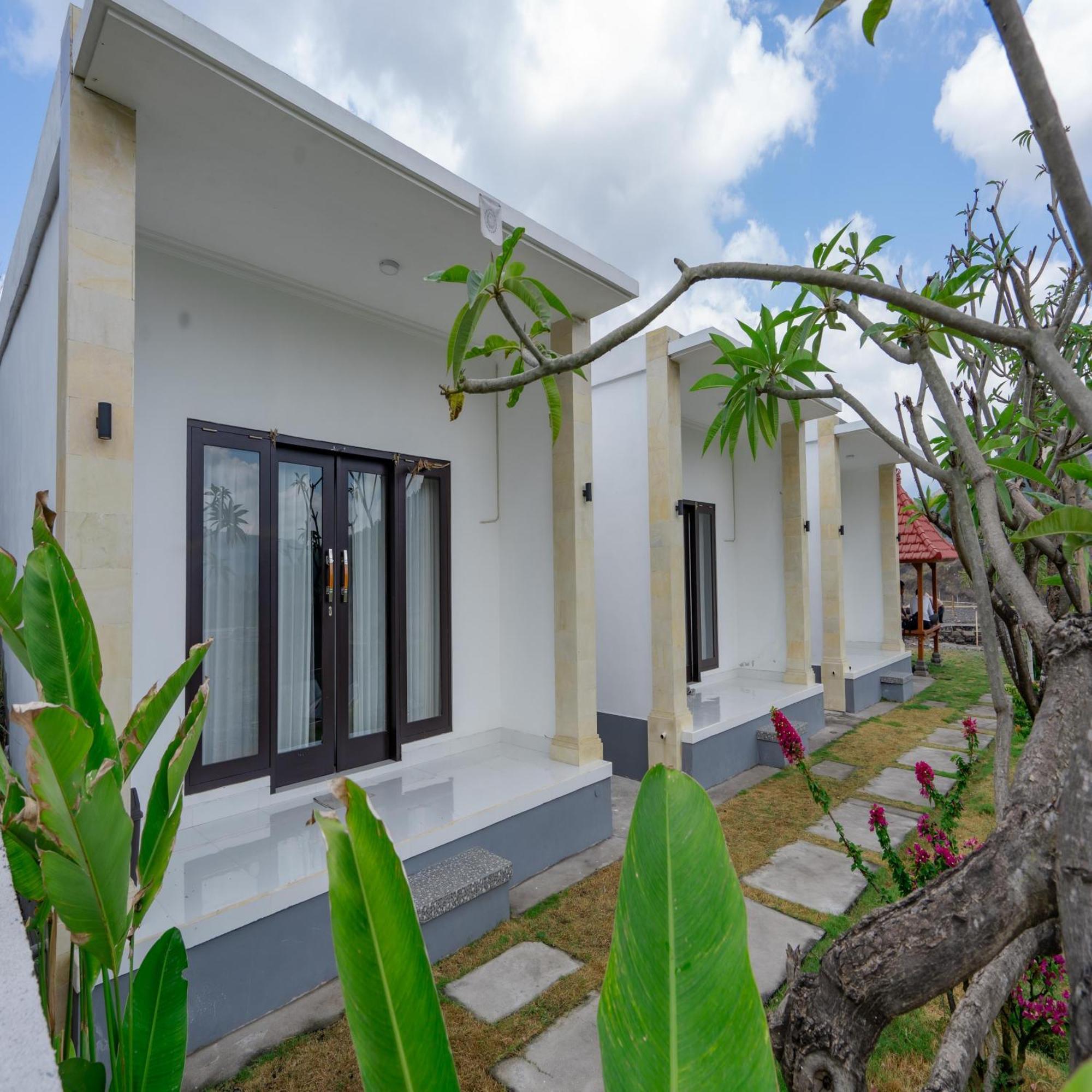 Batur Kencana Villa Mitra Reddoorz Baturaja  Esterno foto